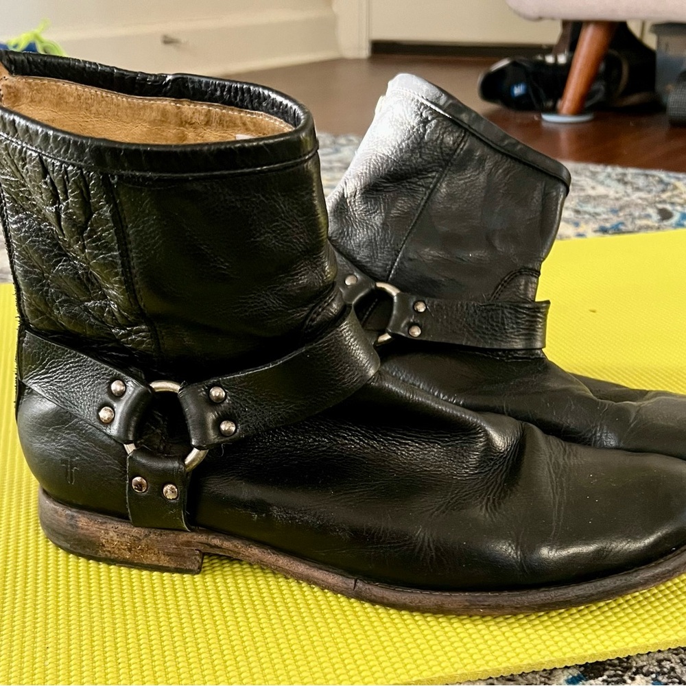 Men's Black Leather Boots Frye